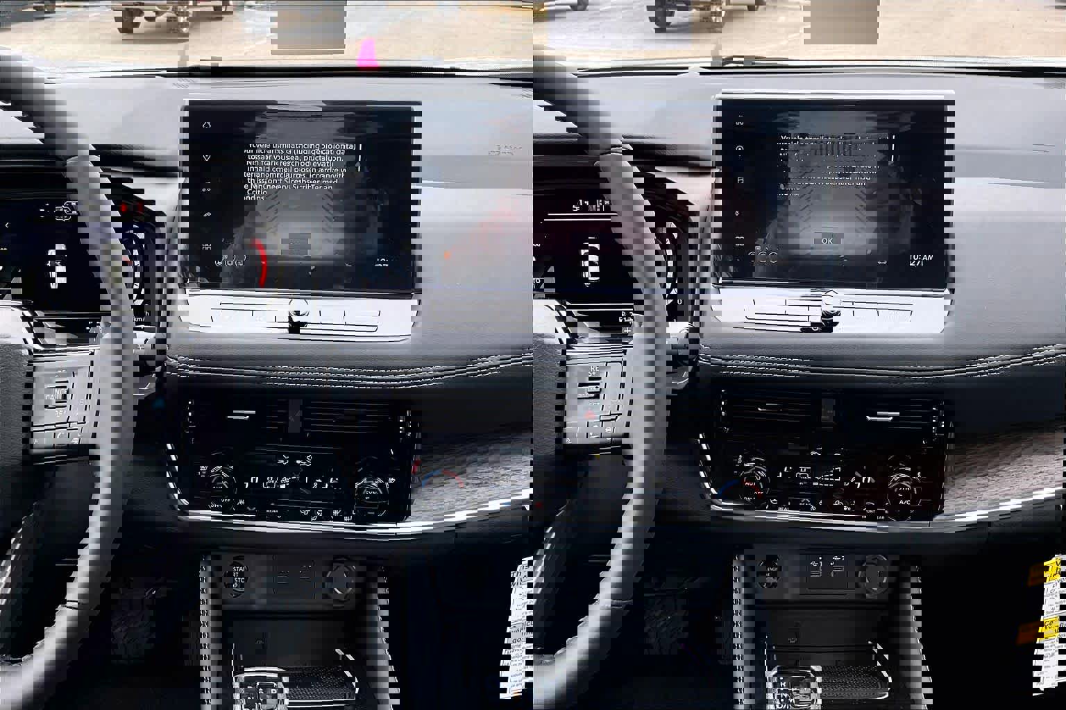 New 2026 Nissan Rogue Platinum w/ Platinum Premium Package image 6