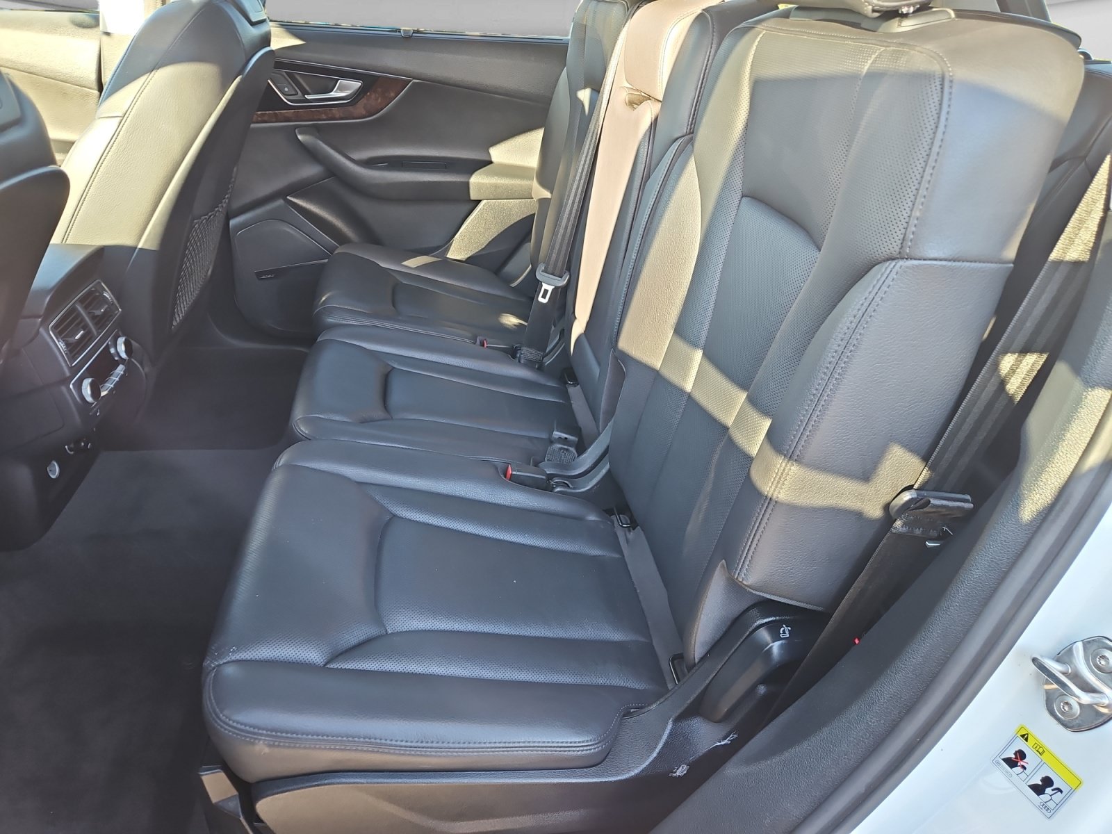 Used 2018 Audi Q7 3.0T Prestige AWD/4WD image 15