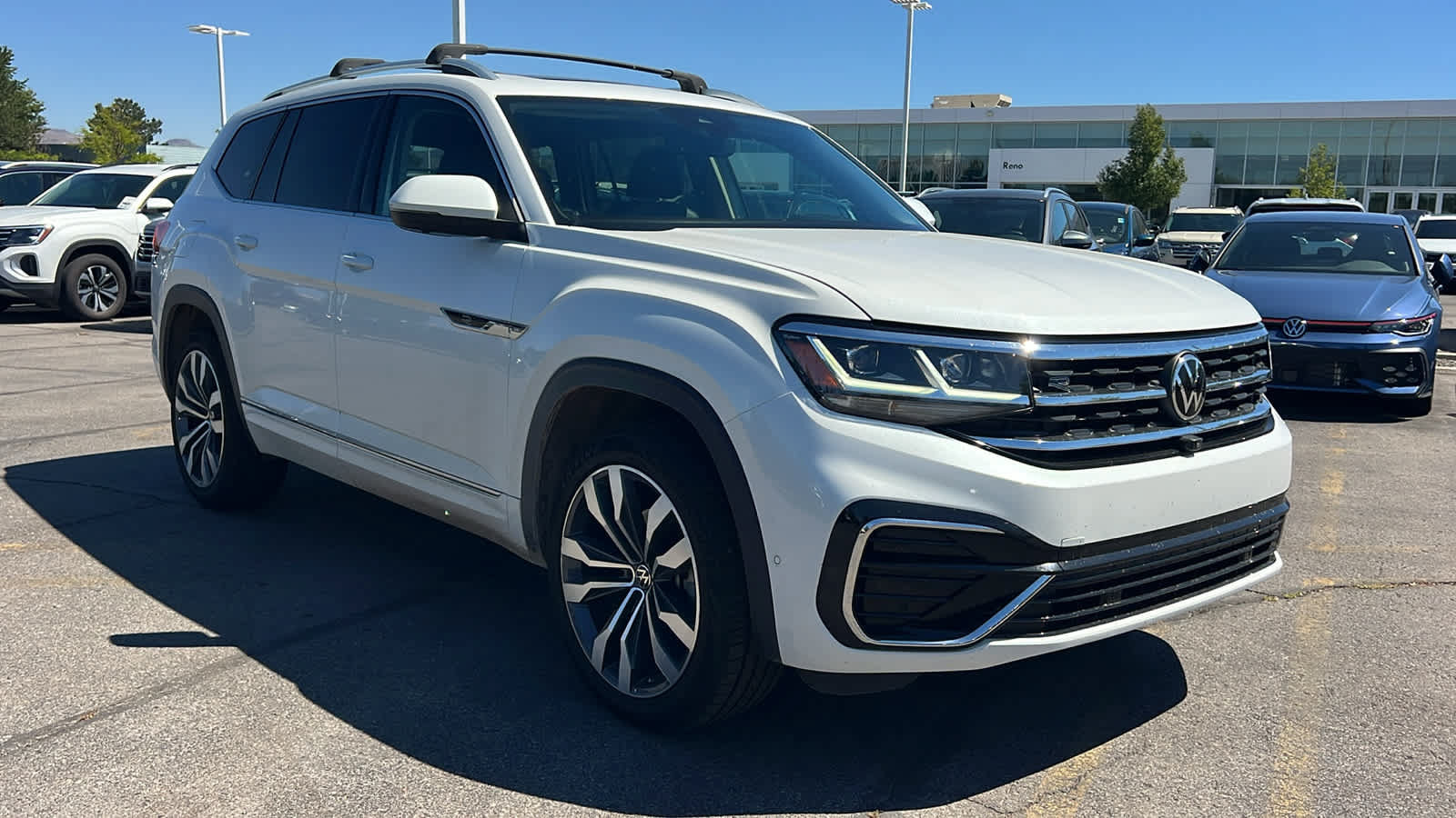 Certified 2023 Volkswagen Atlas SEL Premium AWD/4WD image 3