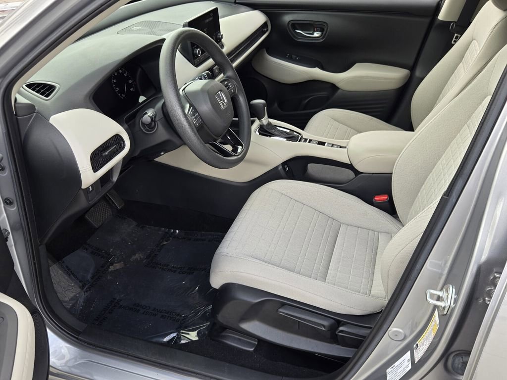 Certified 2023 Honda HR-V LX image 11