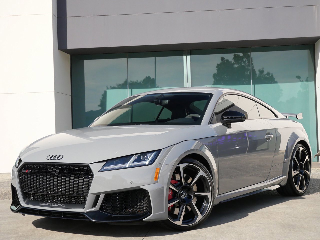 Used 2021 Audi TT RS image 3