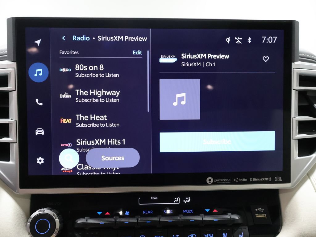 Used 2023 Toyota Sequoia Capstone AWD/4WD image 29