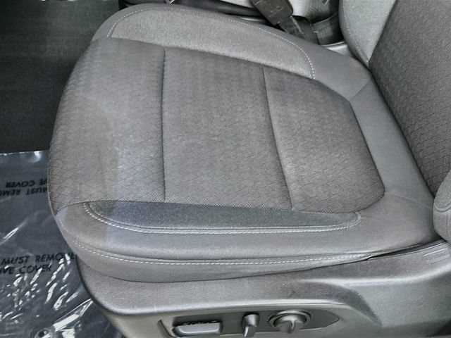 Used 2022 Chevrolet Silverado 1500 LT AWD/4WD image 19