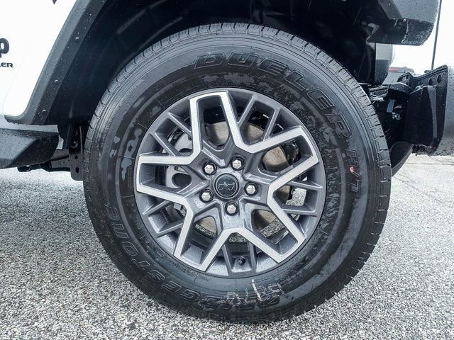 New 2025 Jeep Wrangler Sahara AWD/4WD image 4