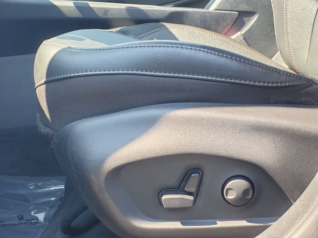 Used 2023 Jeep Compass Limited AWD/4WD image 7