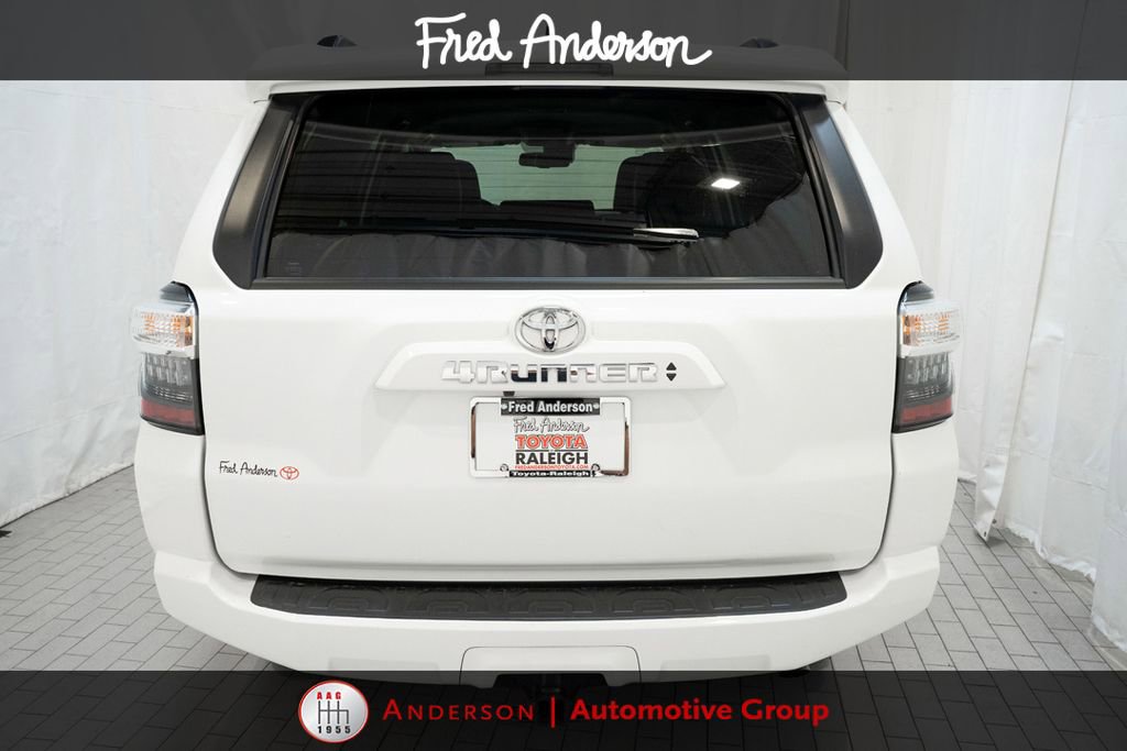 Used 2023 Toyota 4Runner SR5 Premium AWD/4WD image 4