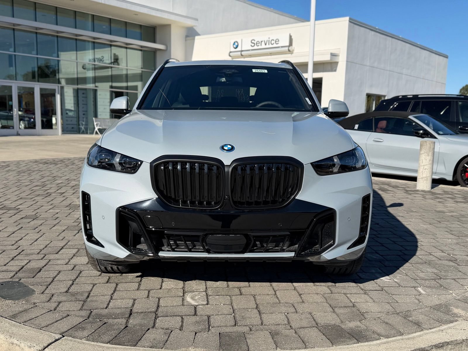 Used 2026 BMW X5 xDrive50e w/ M Sport Package AWD/4WD image 6