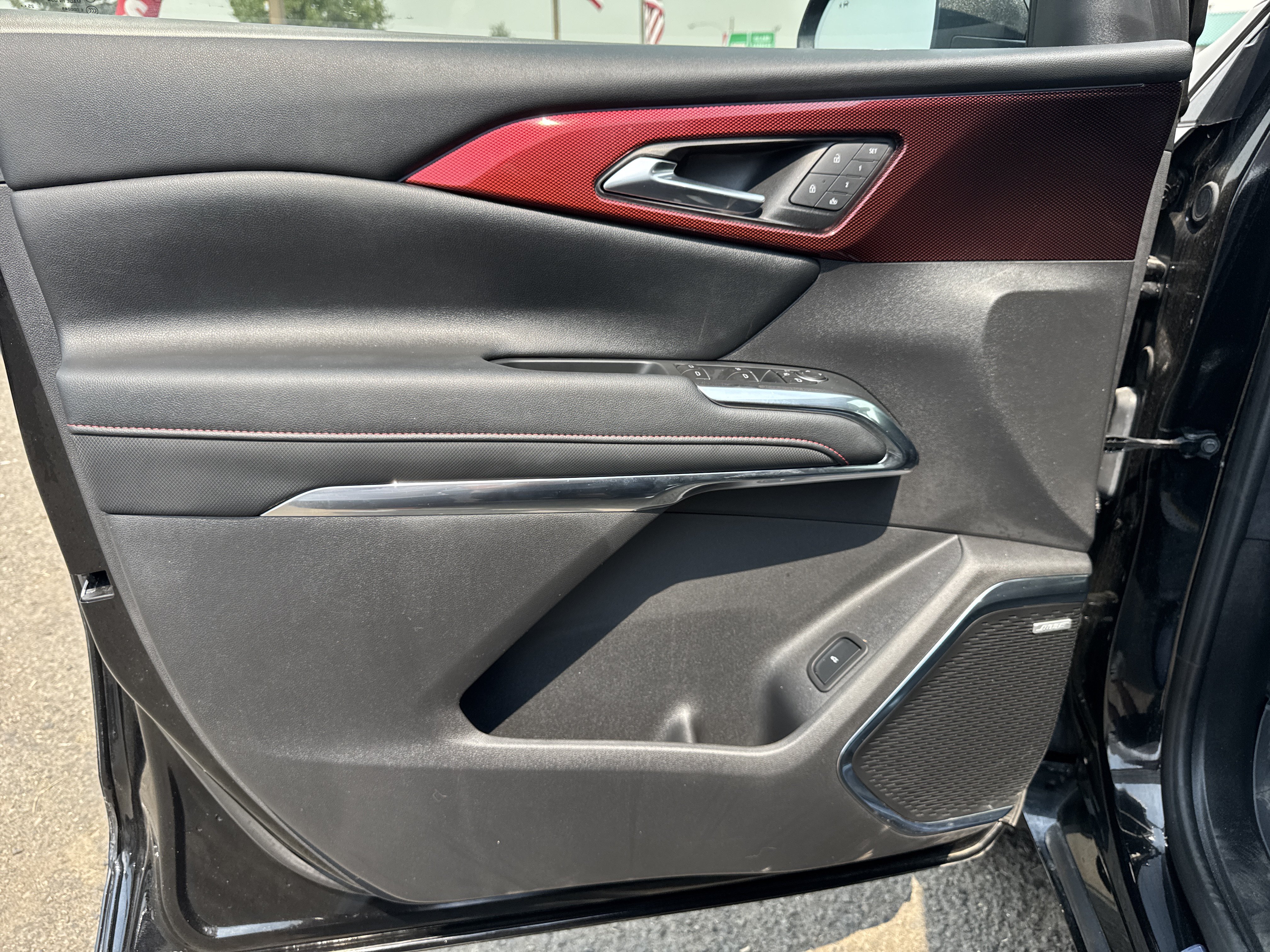 Used 2026 Chevrolet Traverse RS w/ LPO, Floor Liner Package AWD/4WD image 12