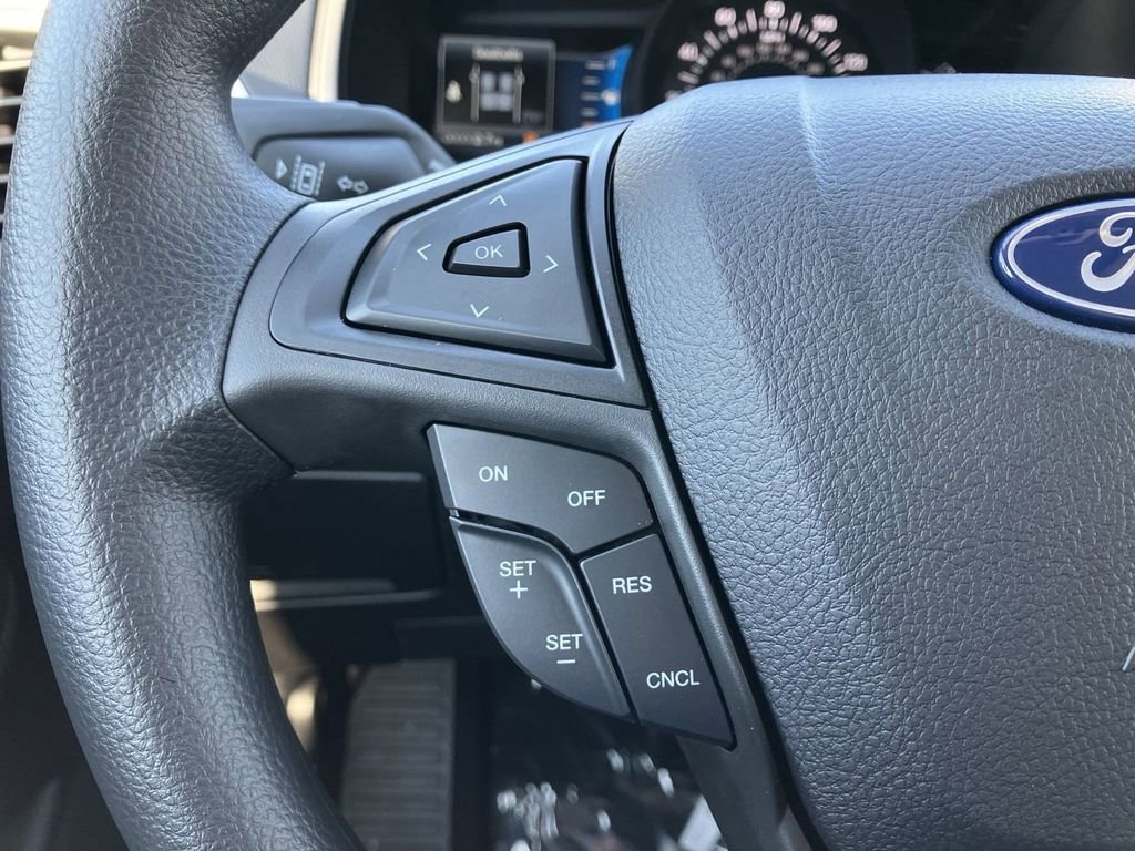 New 2024 Ford Edge SE image 9