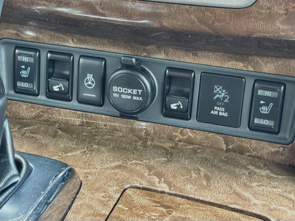 Used 2016 INFINITI QX80 4WD w/ Driver's Assistance Package image 23