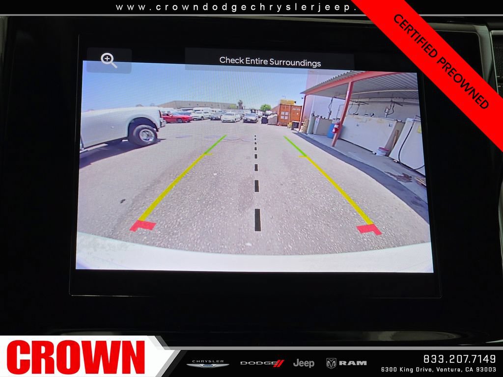 Used 2024 Jeep Grand Cherokee Laredo AWD/4WD image 26