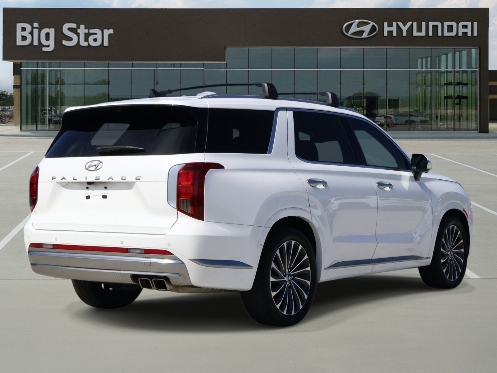 Used 2023 Hyundai Palisade Calligraphy image 4