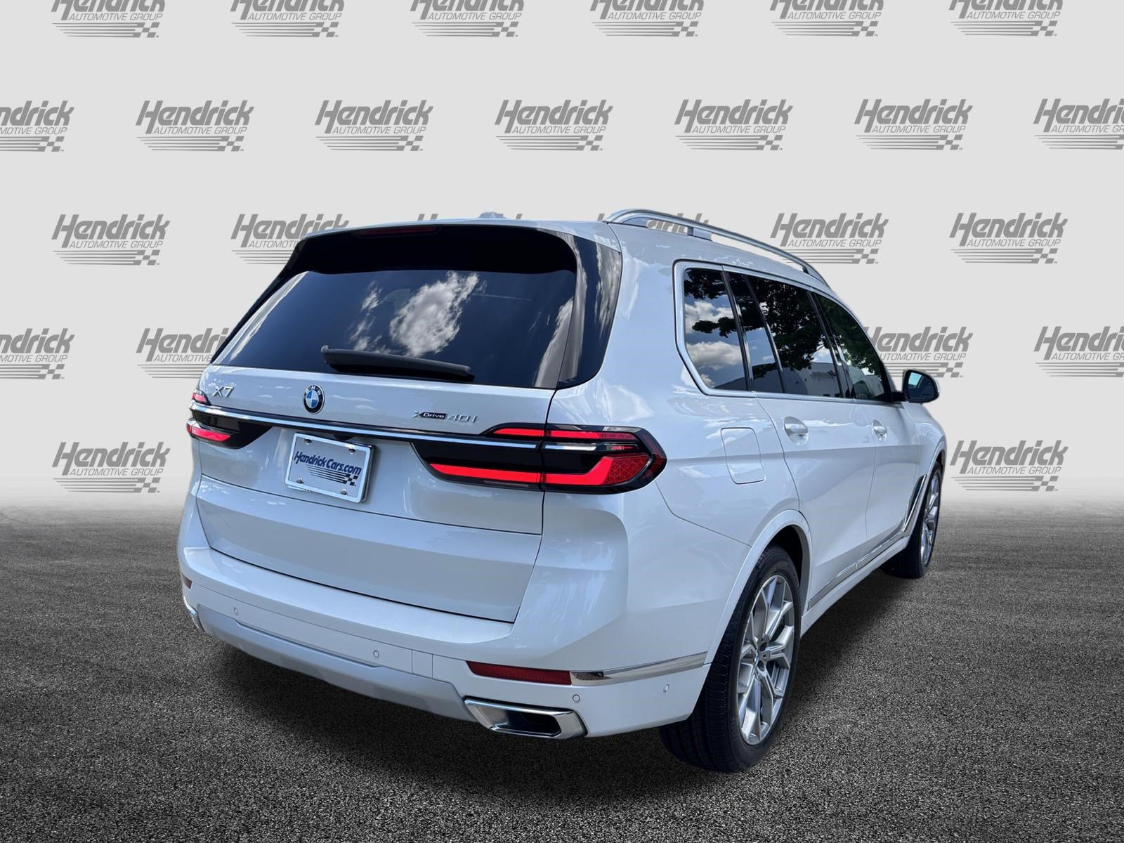 Certified 2025 BMW X7 xDrive40i AWD/4WD image 11