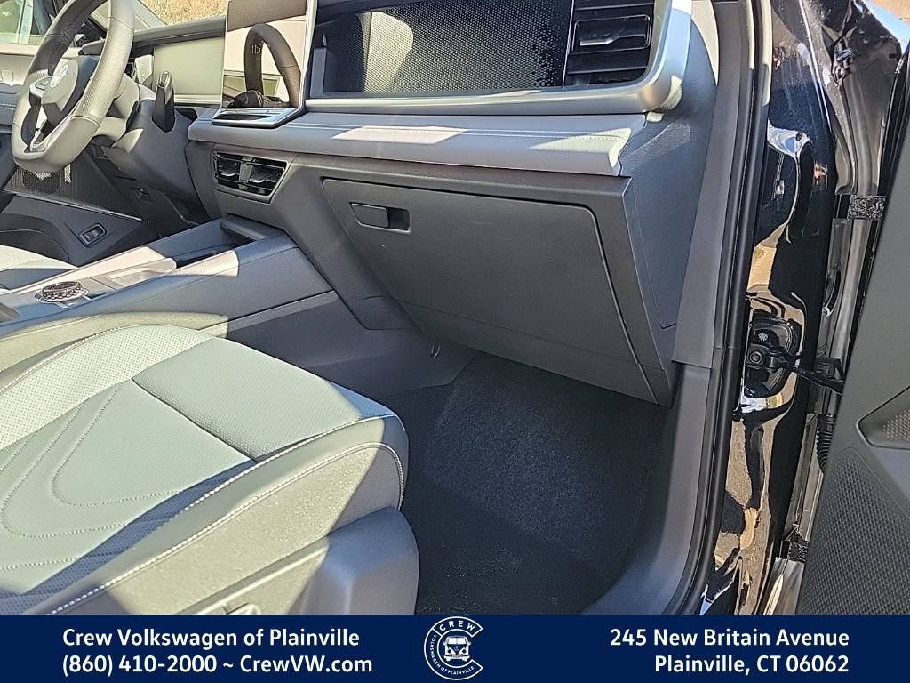 New 2026 Volkswagen Tiguan SE R-Line image 44