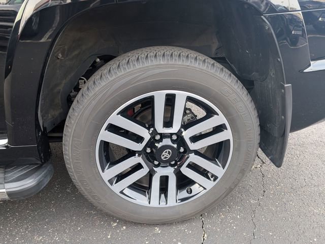 Used 2023 Toyota 4Runner Limited image 23