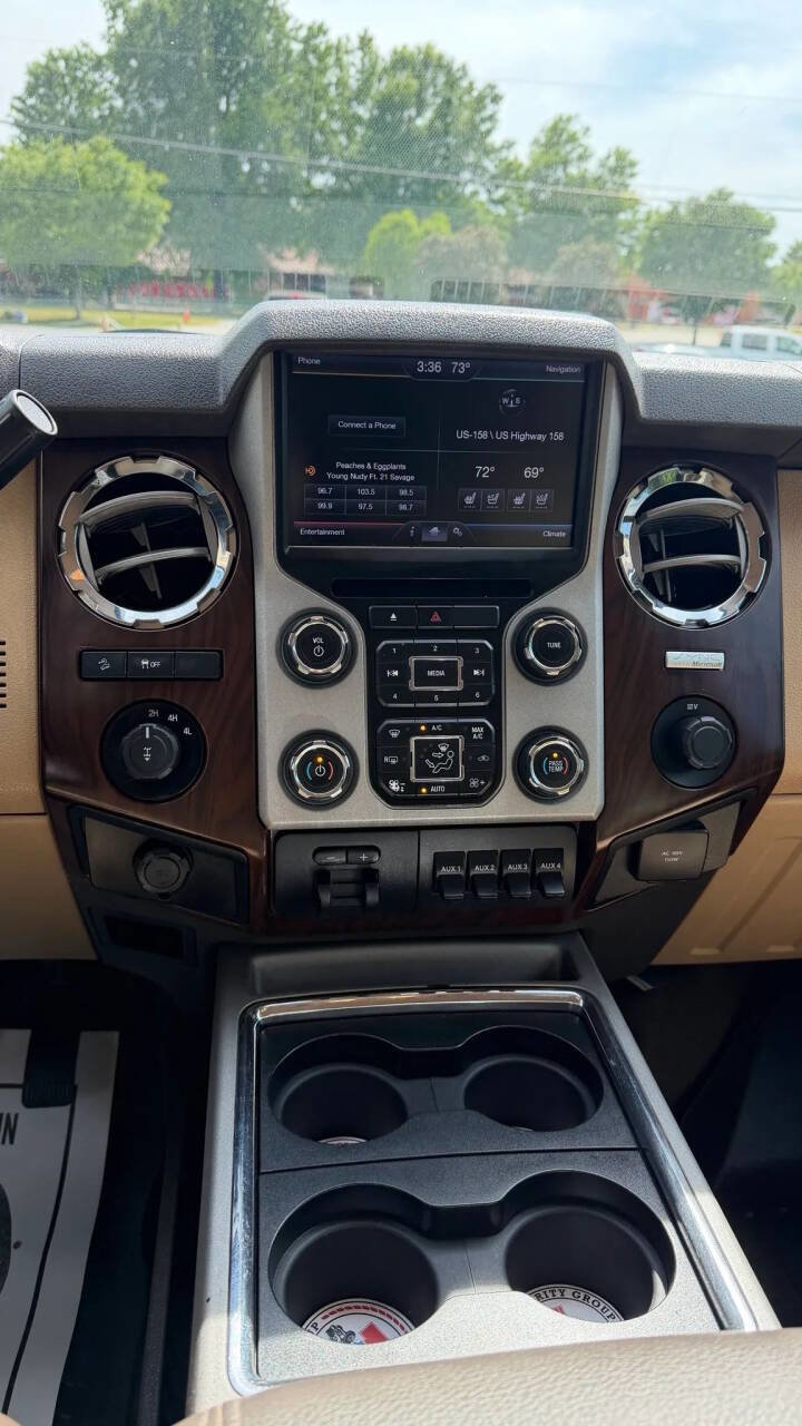 Used 2014 Ford F250 Lariat w/ Lariat Interior Package AWD/4WD image 18