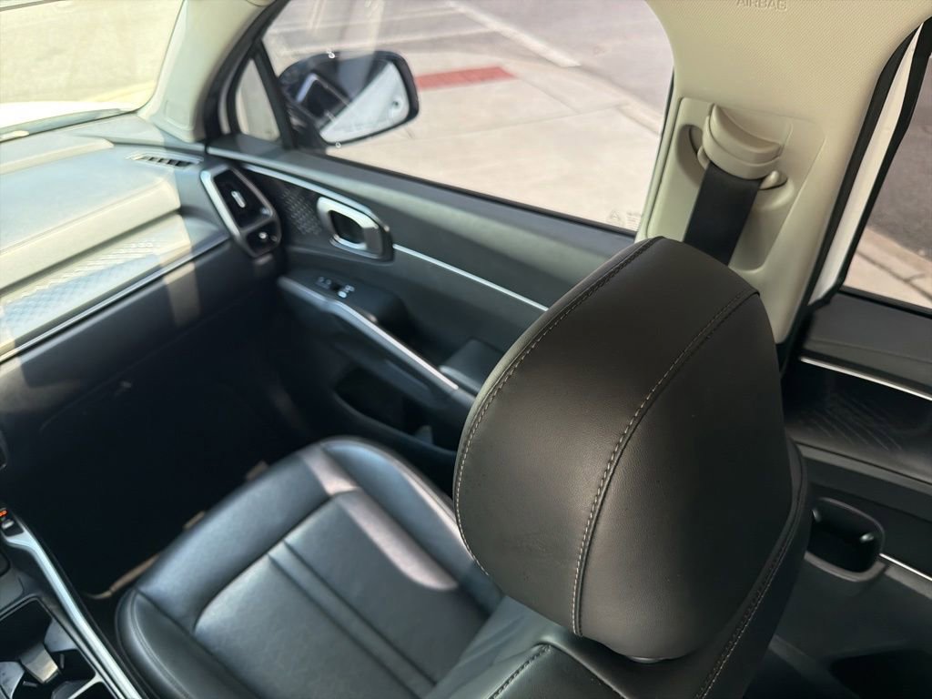 Used 2021 Kia Sorento S FWD image 20