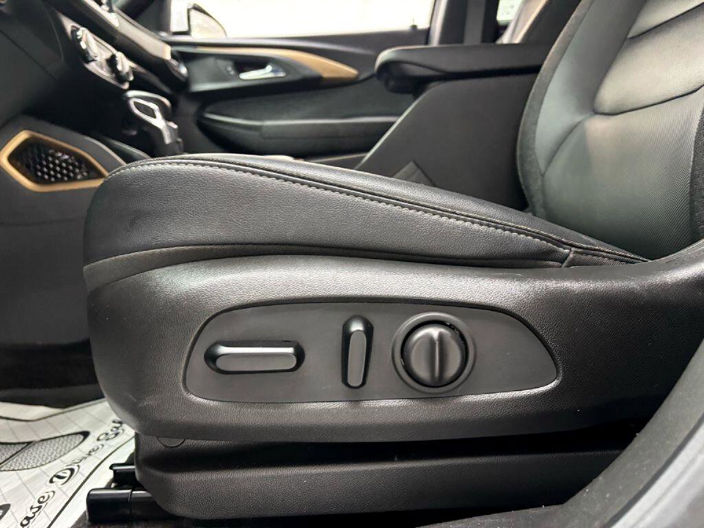 Used 2021 Chevrolet TrailBlazer ACTIV w/ Sun and Liftgate Package image 12