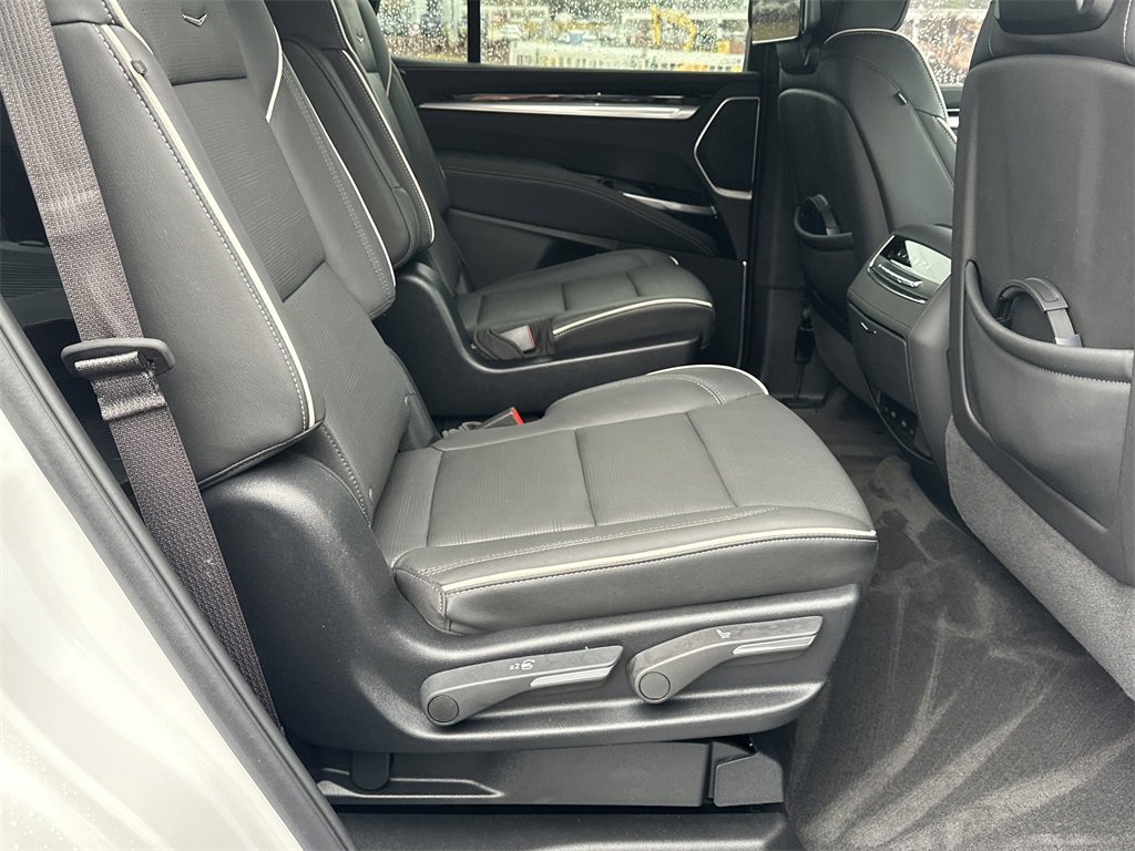 Certified 2025 Cadillac Escalade Sport w/ Touring Package image 19