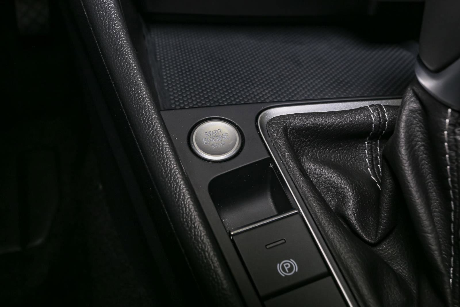 Certified 2024 Volkswagen Jetta SE image 35