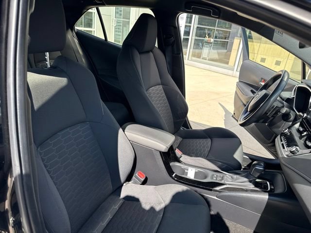 Used 2020 Toyota Corolla SE w/ SE Preferred Package FWD image 32