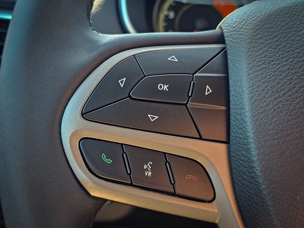 Certified 2022 Jeep Cherokee Latitude Lux AWD/4WD image 18