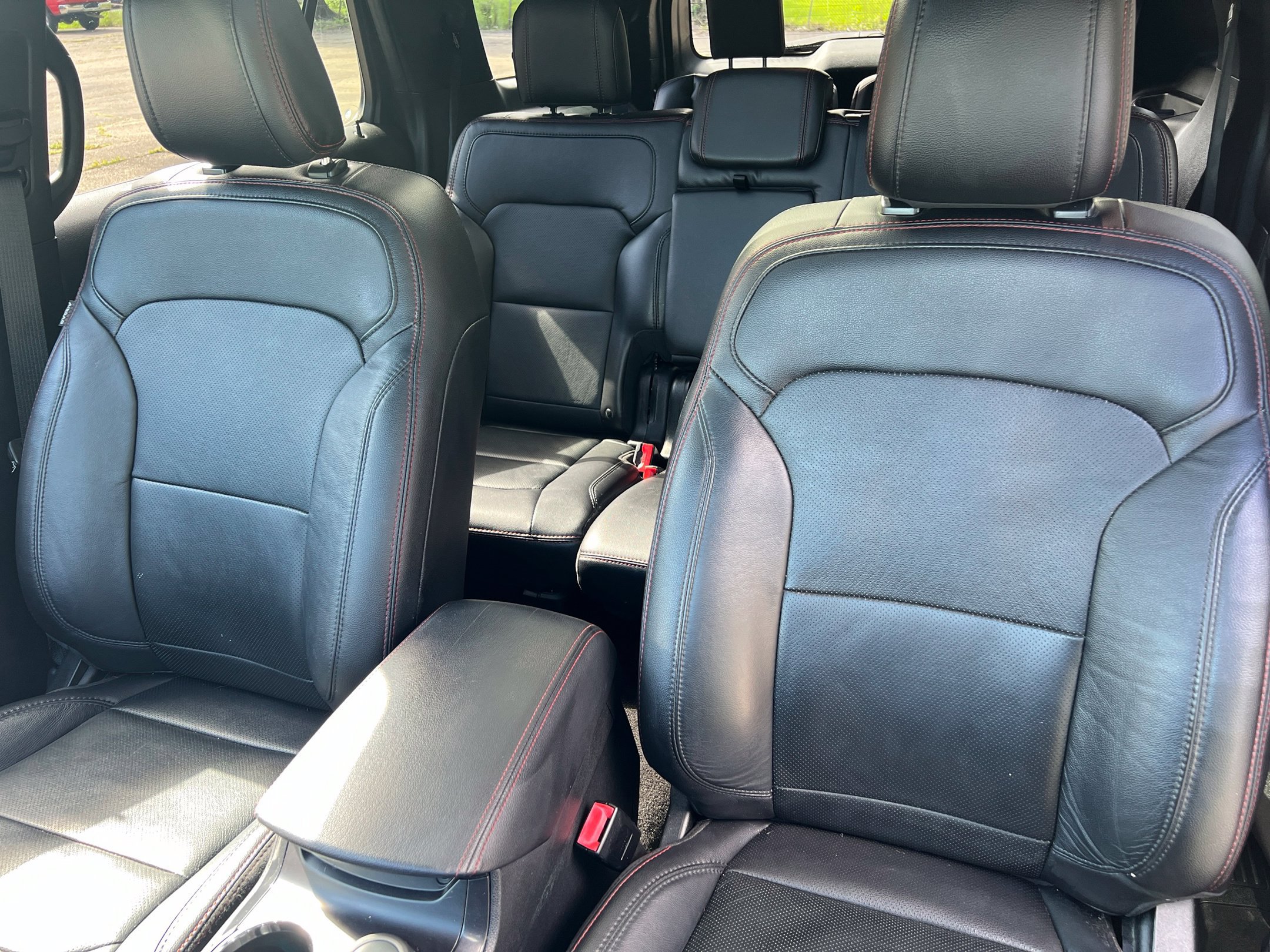 Used 2019 Ford Explorer Sport w/ Equipment Group 401A AWD/4WD image 20