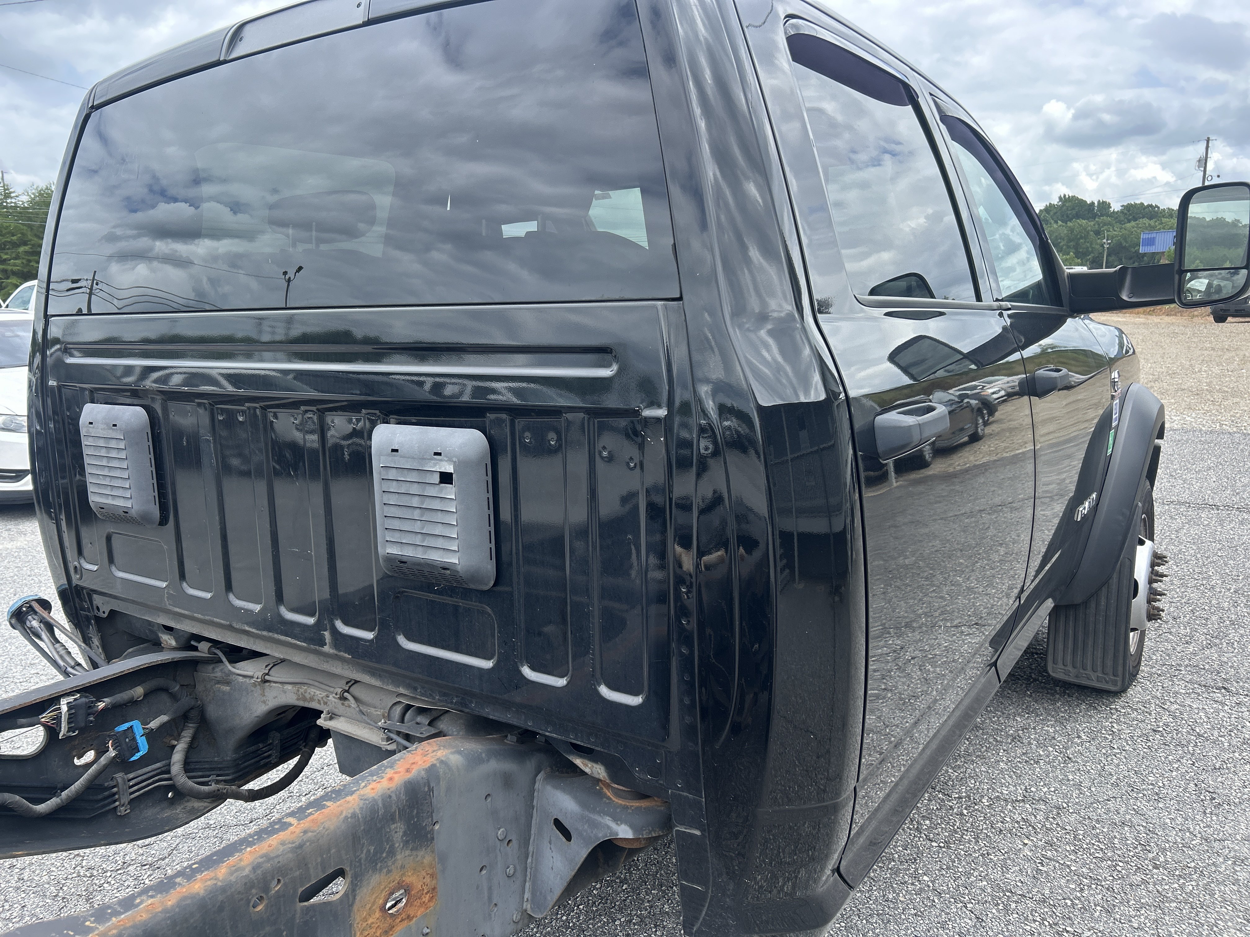 Used 2022 RAM 4500 Tradesman RWD image 40