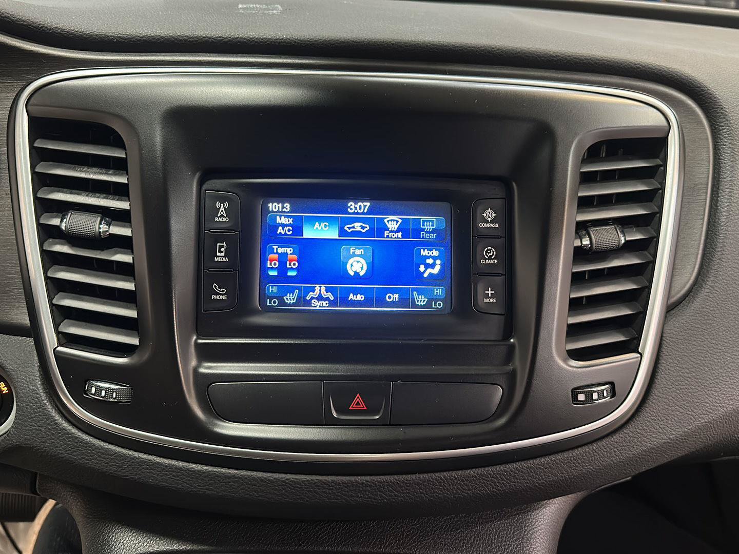 Used 2016 Chrysler 200 Limited w/ Convenience Group FWD image 22