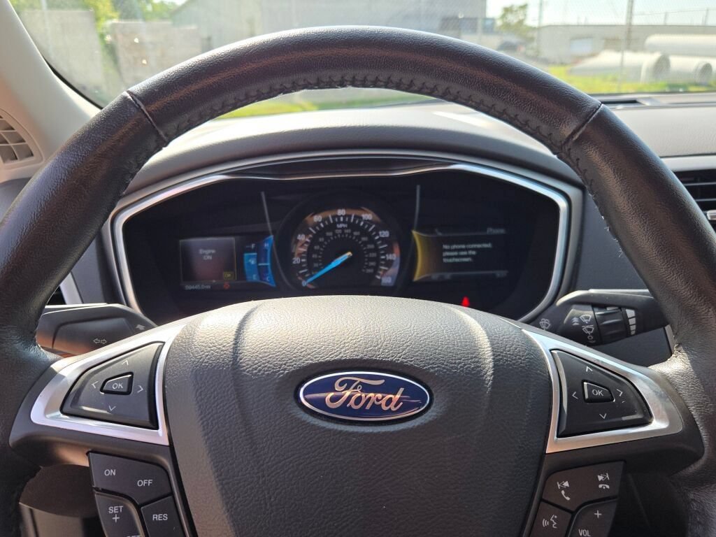 Used 2014 Ford Fusion SE w/ Equipment Group 202A FWD image 26