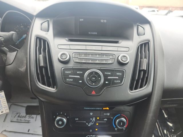 Used 2016 Ford Focus SE image 22