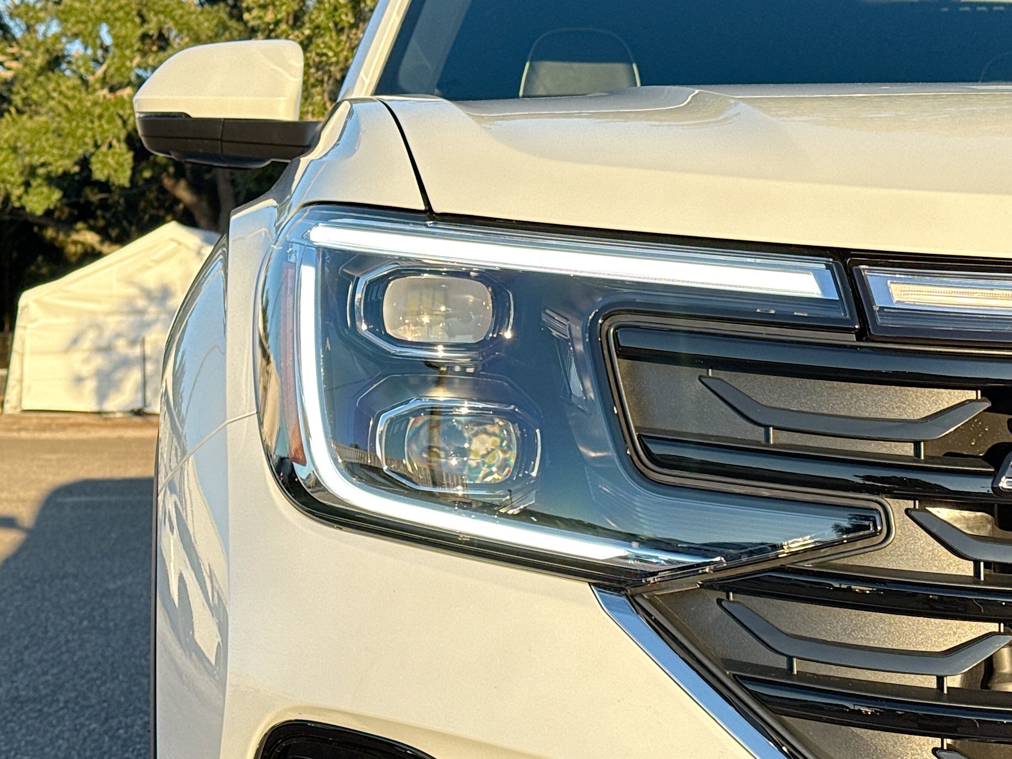 New 2026 Volkswagen Atlas Cross Sport SEL Premium R-Line image 9