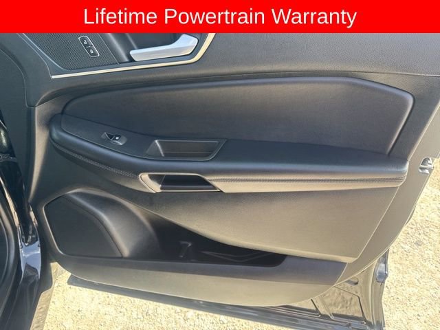 Used 2024 Ford Edge SEL image 21