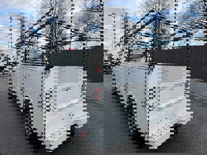 Used 2025 Ford F250 XL w/ XL Chrome Package image 21