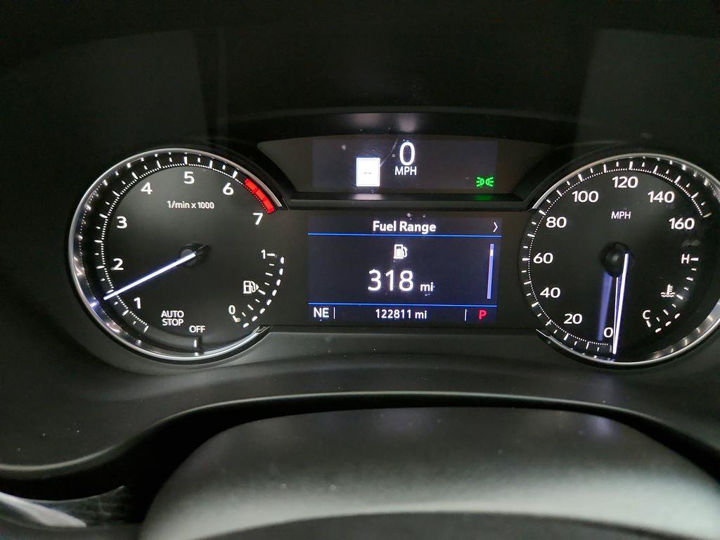 Used 2019 Cadillac XT4 Premium Luxury w/ Cold Weather Package FWD image 16