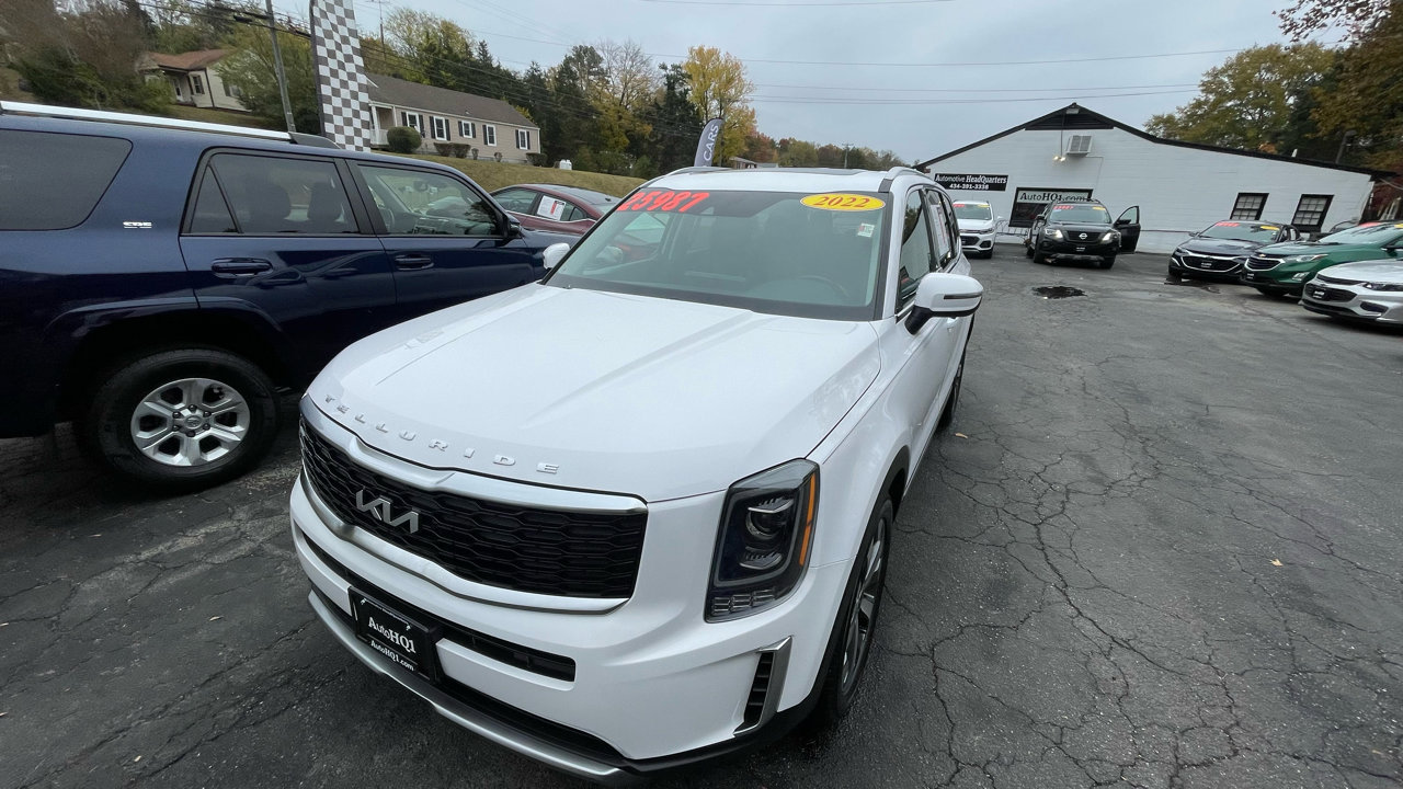 Used 2022 Kia Telluride S image 15