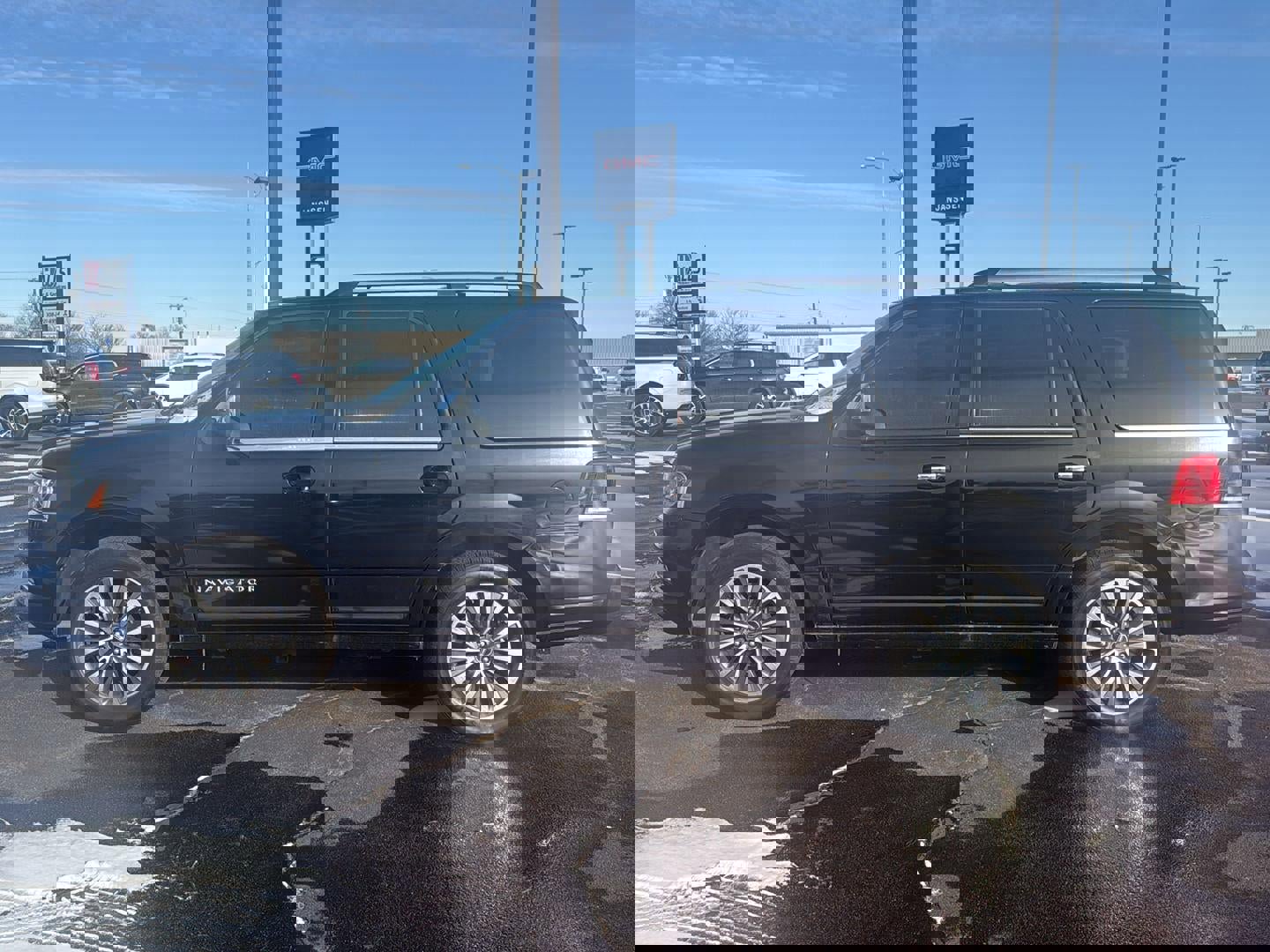 Used 2016 Lincoln Navigator Select