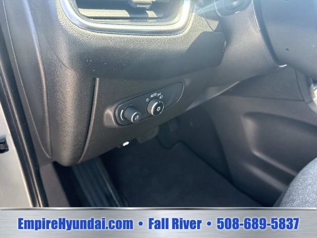 Used 2024 Chevrolet Equinox LT w/ Driver Convenience Package AWD/4WD image 23