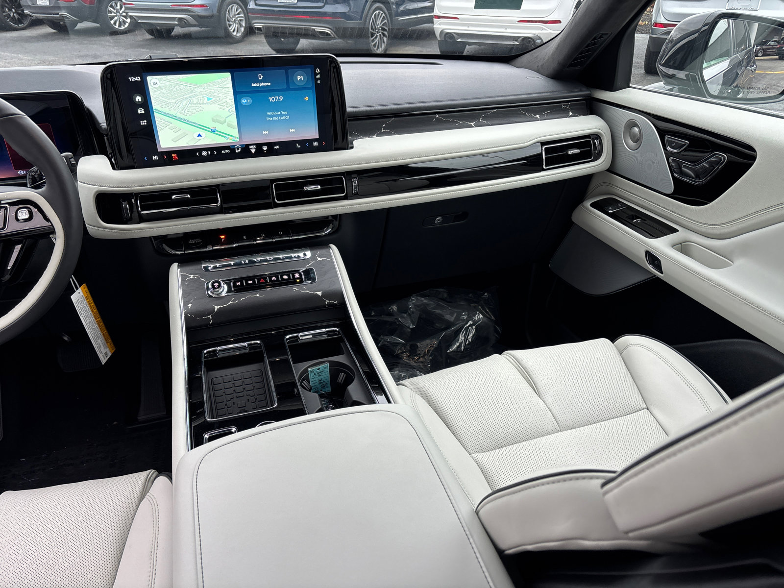 New 2026 Lincoln Aviator Black Label w/ Dynamic Handling Package image 31