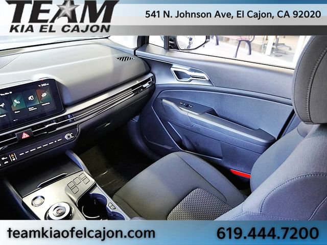 Used 2026 Kia Sportage LX FWD image 24