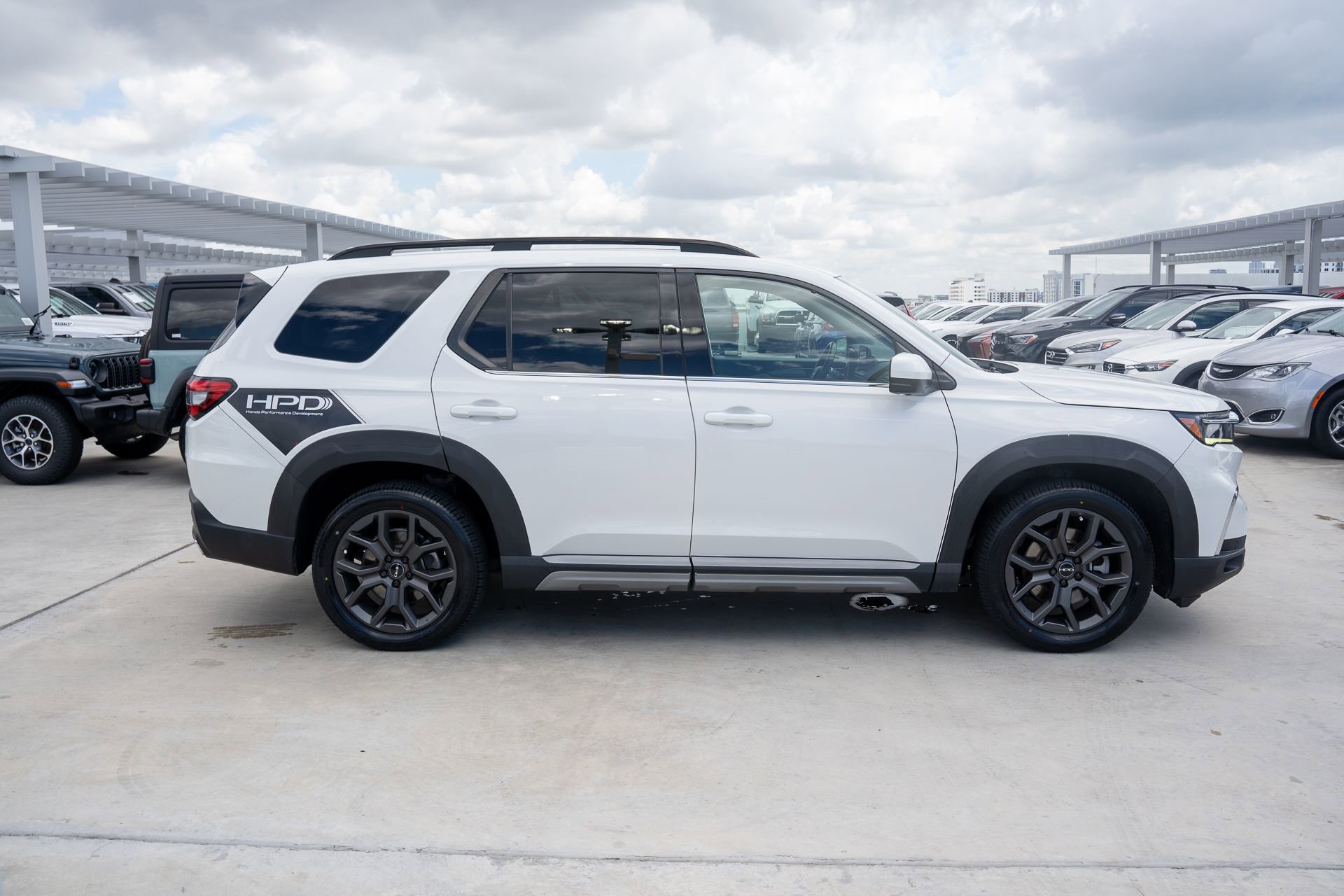 Certified 2023 Honda Pilot Elite image 4