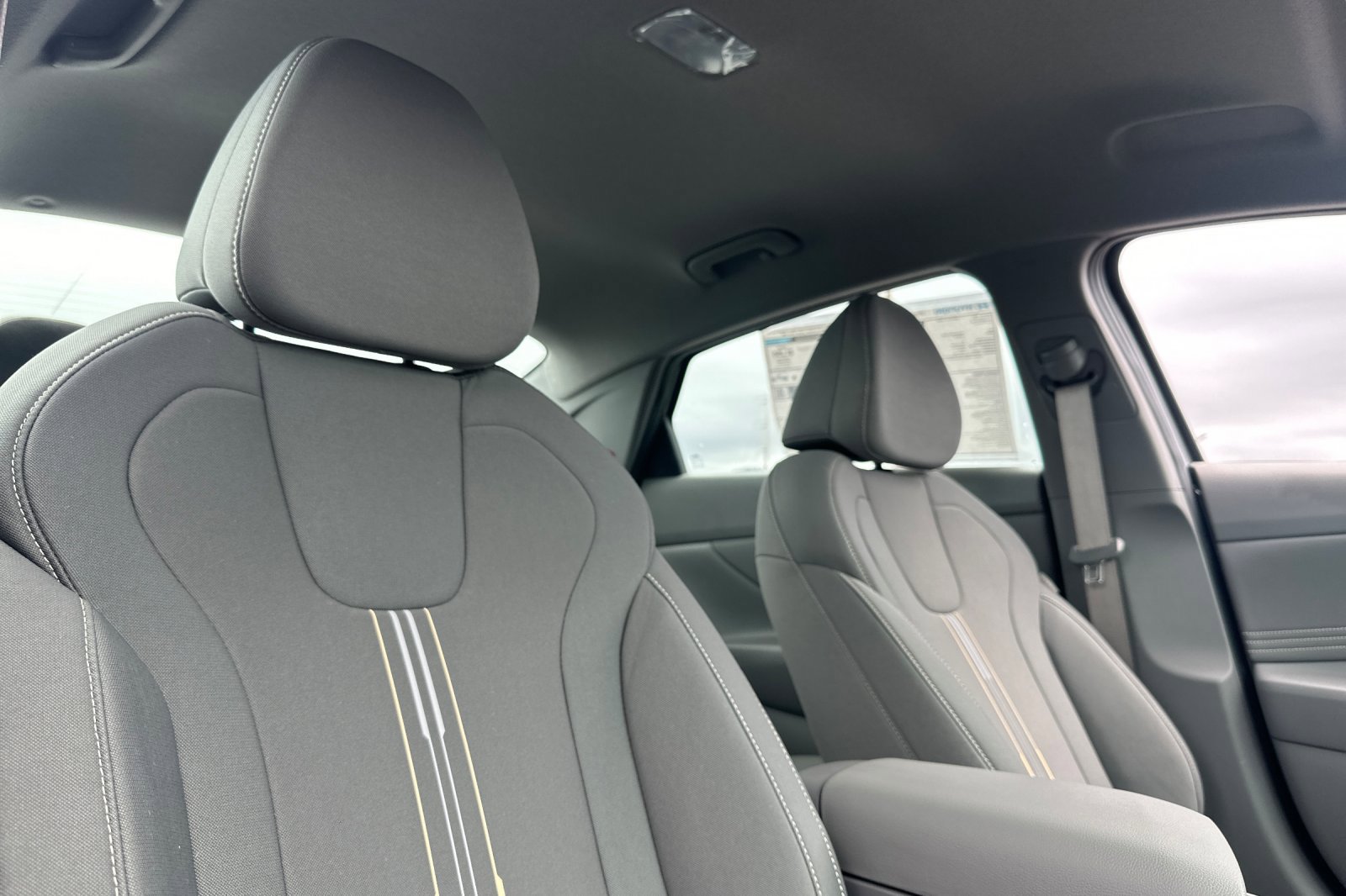 New 2026 Hyundai Elantra Sport FWD image 16