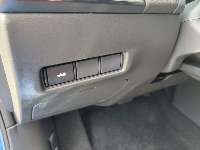 New 2026 Nissan Sentra SR FWD image 14