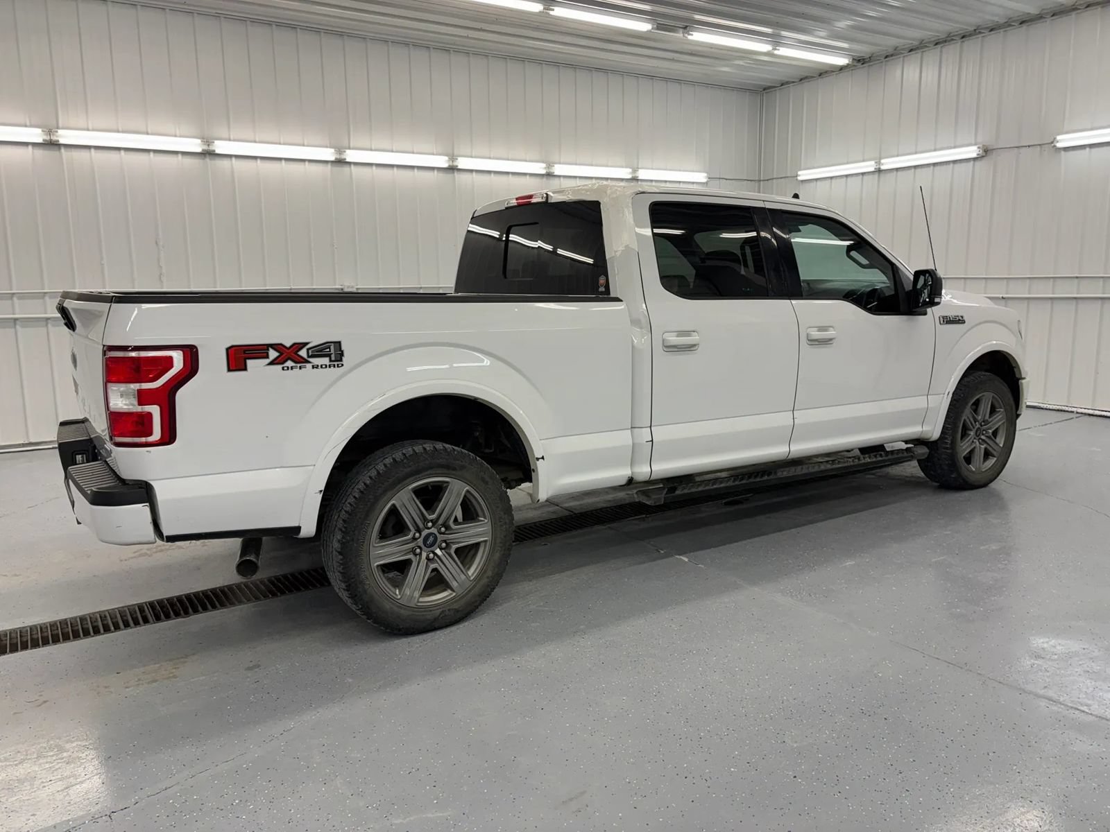Used 2019 Ford F150 XLT w/ Equipment Group 302A Luxury AWD/4WD image 8