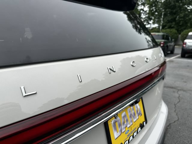 Certified 2023 Lincoln Aviator AWD w/ Premium Package image 47
