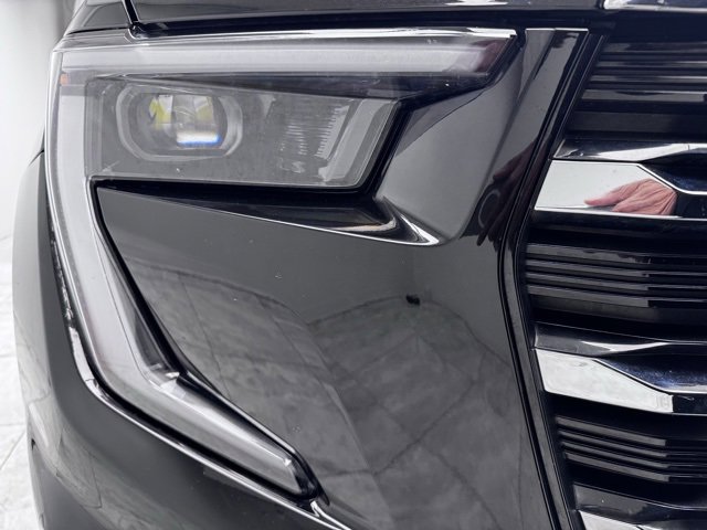 Used 2024 GMC Acadia Elevation image 12