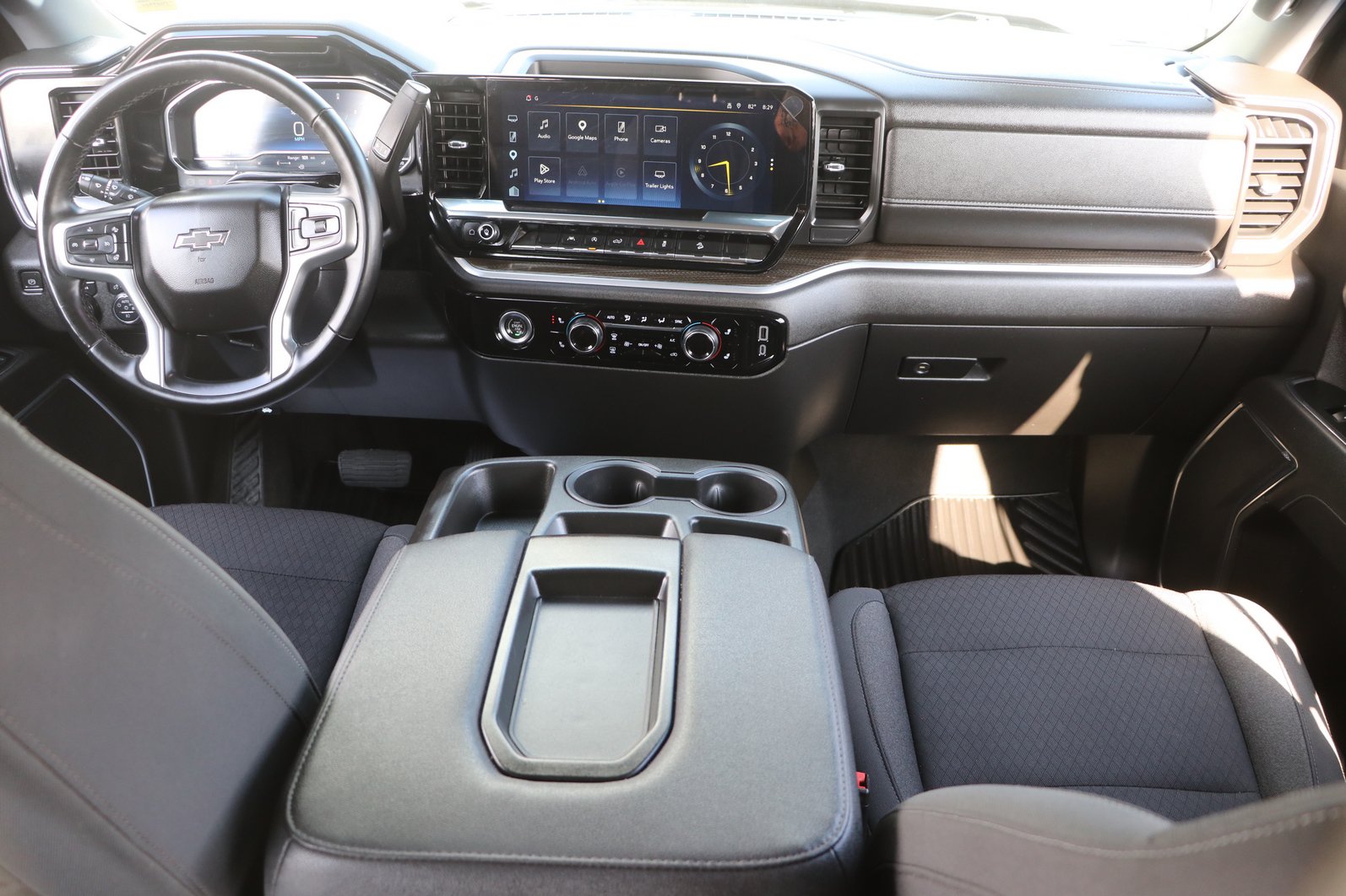 Used 2023 Chevrolet Silverado 1500 RST w/ Z71 Off-Road Package AWD/4WD image 16