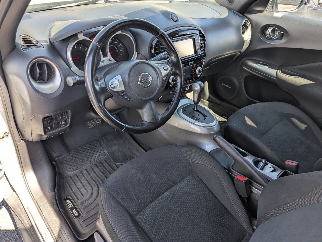 Used 2015 Nissan Juke SV w/ Technology Package AWD/4WD image 26