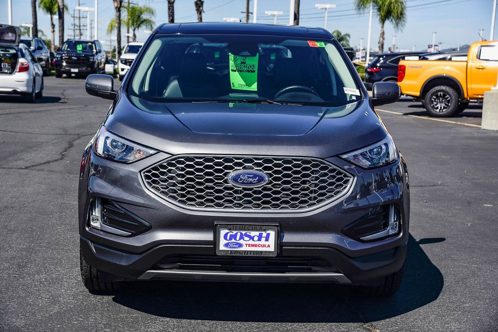 Used 2023 Ford Edge SEL w/ Convenience Package image 2