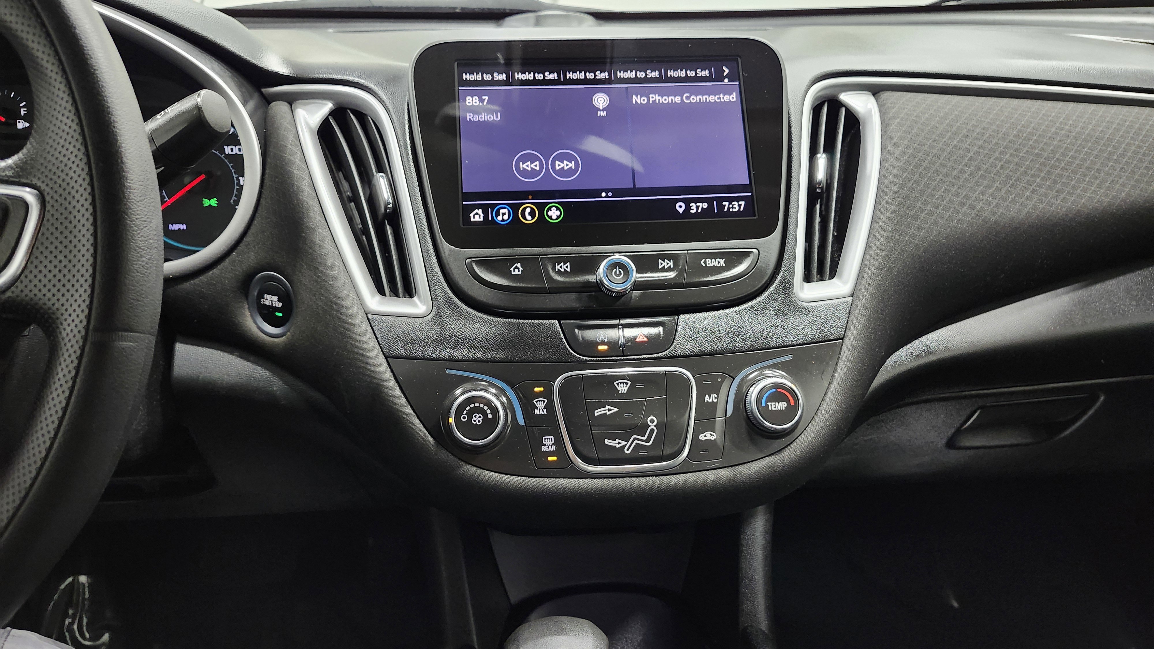 Used 2021 Chevrolet Malibu LS image 27